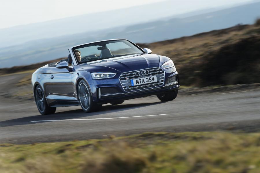  Audi S5 Cabriolet 2017 года  (UK) (фото 5 из 40)